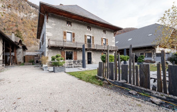  NEMOZ IMMOBILIER House | DOUSSARD (74210) | 387 m2 | 1 450 000 € 